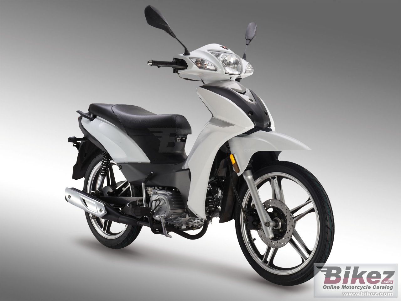 Big Generic inox 125 picture and wallpaper from Bikez.com